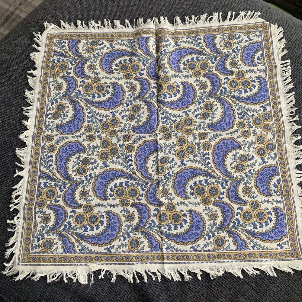 World Market‎ Table Runner And 6 Napkins - Picture 4 of 9